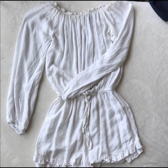 Brandy Melville Gabriella Romper 💓 - Picture 4 of 4